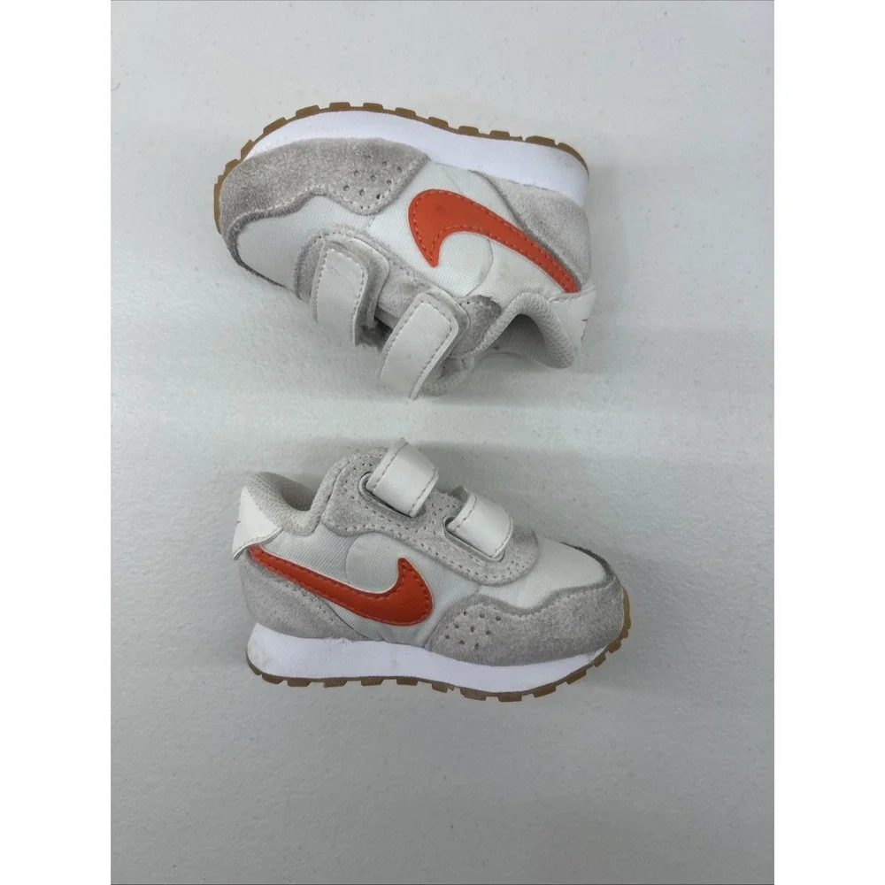 Nike MD Valiant Sneakers Toddler‎ Size 2C White Orange CN8560-103